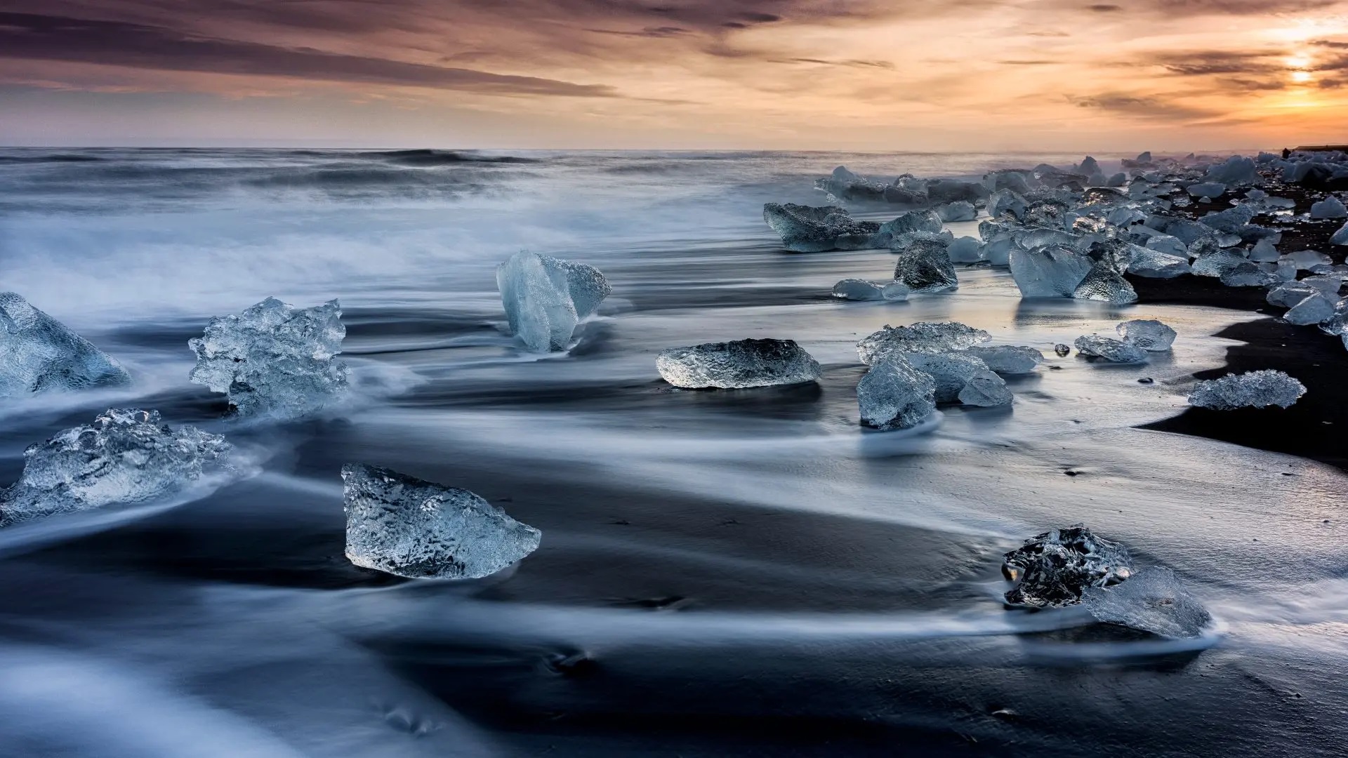 breidamerkursandur-diamond-beach-sunset.jpg